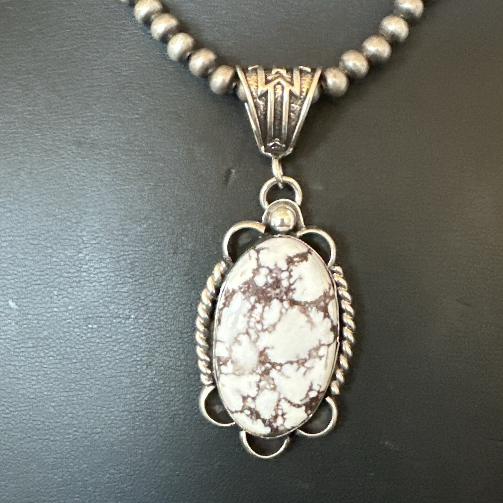 Wild Horse Turquoise Pendant Sterling Silver Beads Necklace 18029