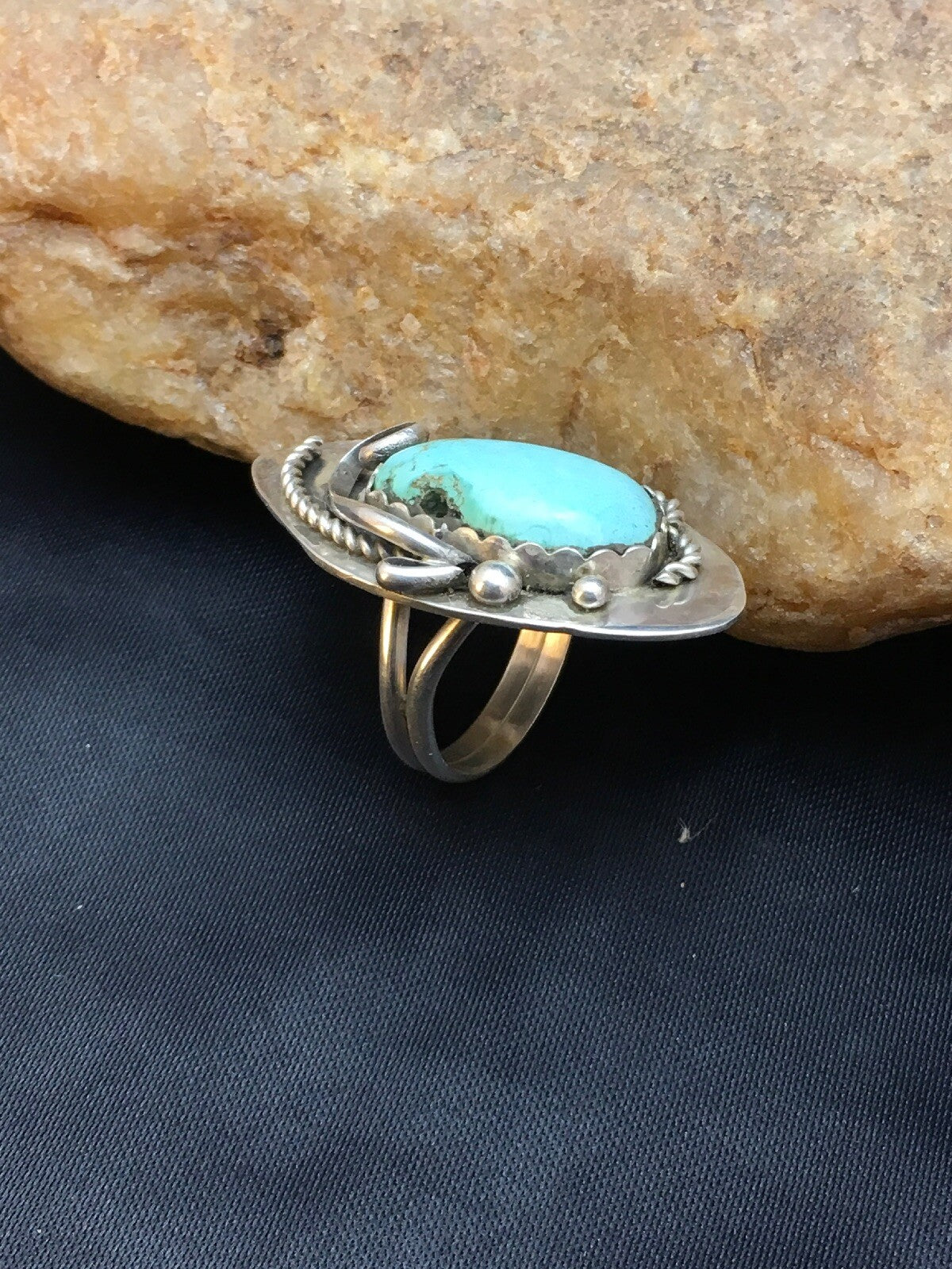 Blue Turquoise Navajo Sterling Silver Ring Size 7.25 02510