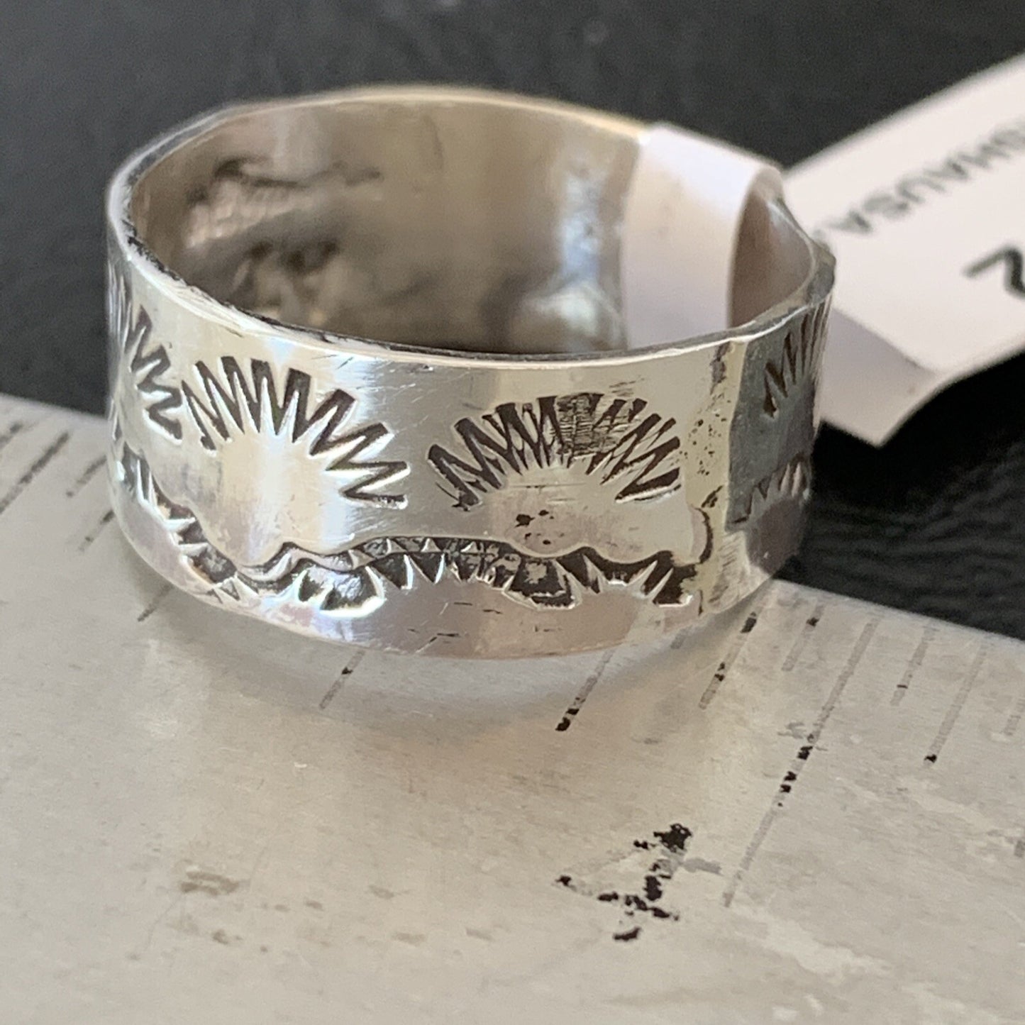 Womens Wide Band Navajo Sterling Silver Ring Size 8.5 10972N
