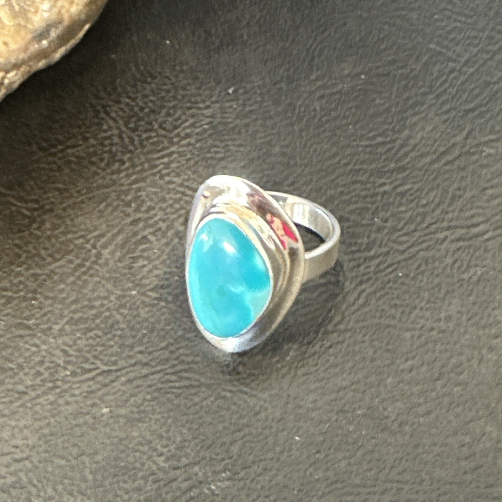 Southwestern Sterling Silver Blue Kingman Turquoise Ring Size 8 18522