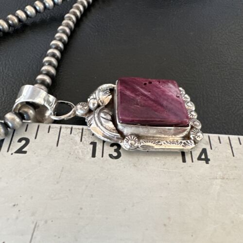 Navajo Purple Spiny Oyster Pendant Necklace | Sterling Silver | Native American Handmade | 16140