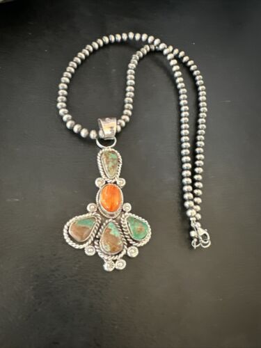 Navajo Green Turquoise Spiny Oyster Pendant Necklace | Sterling Silver | 16832