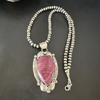 Navajo Purple Spiny Oyster Pendant Necklace | Sterling Silver | Authentic Native American Handmade | 15621