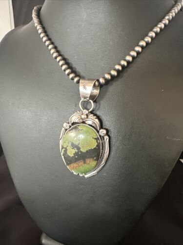 Navajo Green Turquoise Necklace | Sterling Silver | Authentic Native American Handmade | 15036