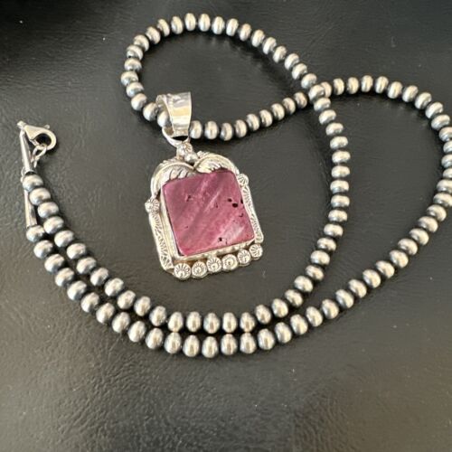 Navajo Purple Spiny Oyster Pendant Necklace | Sterling Silver | Native American Handmade | 16140