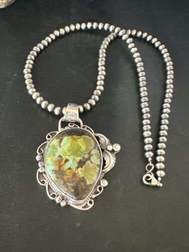 Navajo Green Turquoise Necklace | Sterling Silver | Authentic Native American Handmade | 15035 - Masha USA