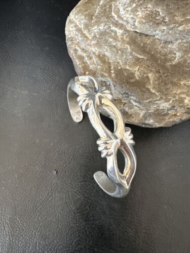 Navajo Tufa Cast Cuff Bracelet | Sterling Silver | Authentic Native American Handmade | 17219