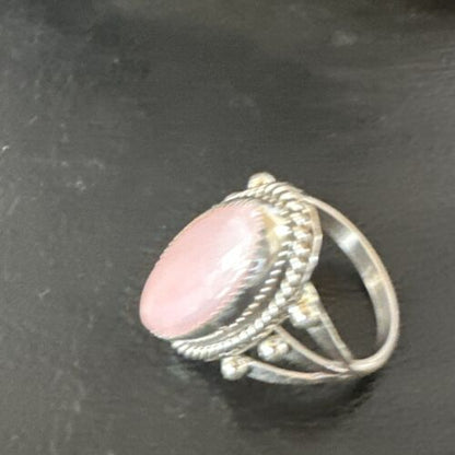 Navajo Oval Pink Conch Ring | Handmade | Sz 7.5 | 16049