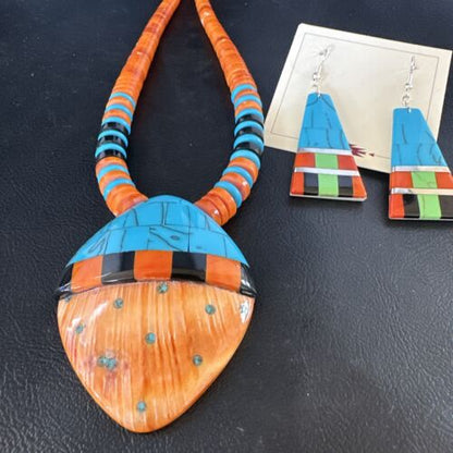 Native American Spiny Oyster Blue Turquoise Shell Pendant Necklace | Santo Domingo | 22" | 15231