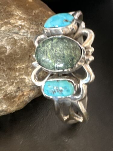 Kingman Turquoise Navajo Cuff Bracelet | Sterling Silver Tufa Cast | Authentic Native American Handmade | 16785