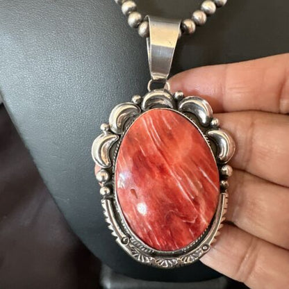Navajo Red Spiny Oyster Pendant Necklace | Sterling Silver | Authentic Native American Handmade | 17560