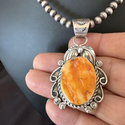 Women's Orange Spiny Oyster Pendant | Navajo Pearls Sterling Silver Necklace 21" | Handmade Jewelry | 16556