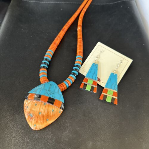 Native American Spiny Oyster Blue Turquoise Shell Pendant Necklace | Santo Domingo | 22" | 15231