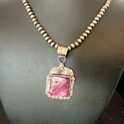 Navajo Purple Spiny Oyster Pendant Necklace | Sterling Silver | Native American Handmade | 16140