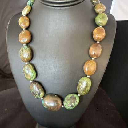 Navajo Green Turquoise Chunky Necklace | Sterling Silver | Graduated 20" | Authentic Native American | 15201