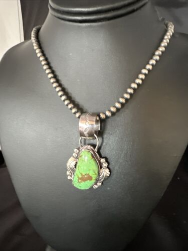 Navajo Green Gaspeite Pendant Necklace | Sterling Silver | Authentic Native American Handmade | 14998