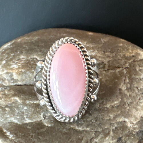 Navajo Oval Pink Conch Ring | Handmade | Sz 7.5 | 16049