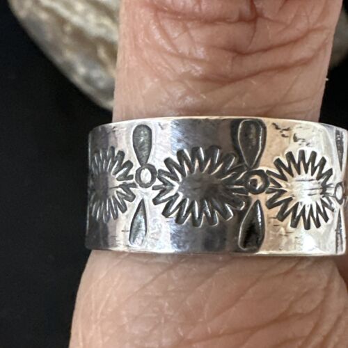 Navajo Stamped Sterling Silver Thumb Ring | Sz 14 | Authentic Native American Handmade | 15128