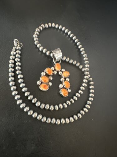 Navajo Spiny Oyster Naja Pendant Necklace | Sterling Silver | 20" | Authentic Native American Handmade | 15755
