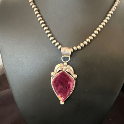 Navajo Men's Purple Spiny Oyster Pendant Necklace | Sterling Silver | Authentic Native American Handmade | 15622
