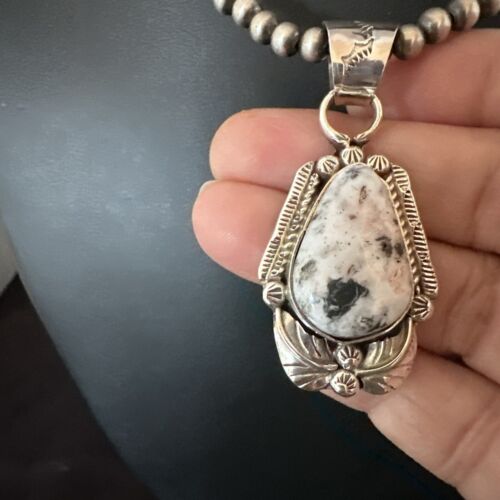 White Buffalo Turquoise Pendant | Navajo Pearls | Sterling Silver Necklace 21" | 17327