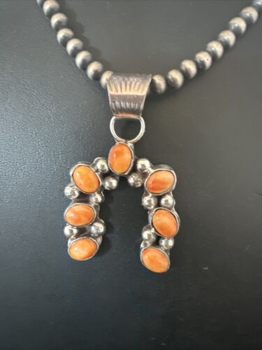 Navajo Spiny Oyster Naja Pendant Necklace | Sterling Silver | 20" | Authentic Native American Handmade | 15757 - Masha USA
