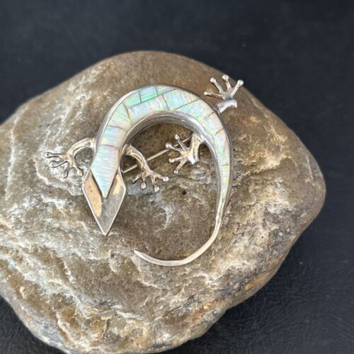Navajo White Opal Lizard Pin Pendant | Inlay Gecko | Sterling Silver | Authentic Native American Handmade | 14334