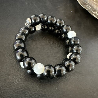 Memory Wire Stainless Steel Bracelet | Black Onyx & Mother of Pearl Beads | 17619