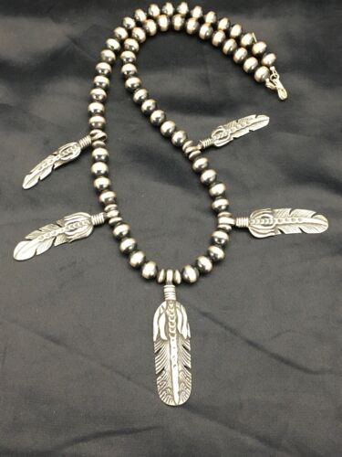 Navajo Pearls Feather Pendant Necklace | Sterling Silver | 16" | Authentic Native American Handmade | 17533