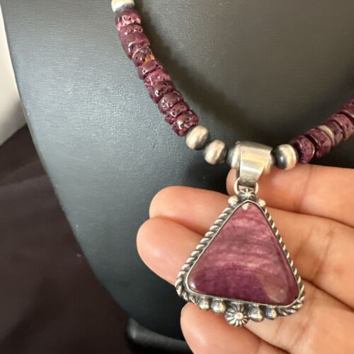 Navajo Purple Spiny Oyster Pendant Necklace | Sterling Silver | Native American Handmade | 16057