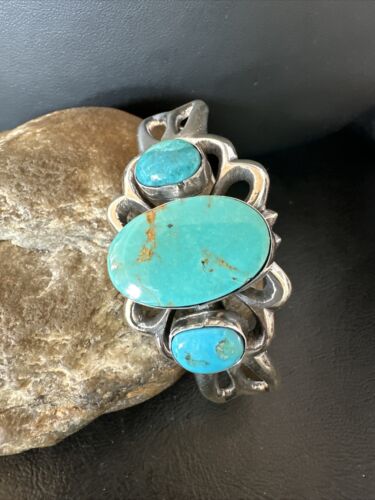 Kingman Turquoise Navajo Cuff Bracelet | Sterling Silver Tufa Cast | Authentic Native American Handmade | 16784 - Masha USA