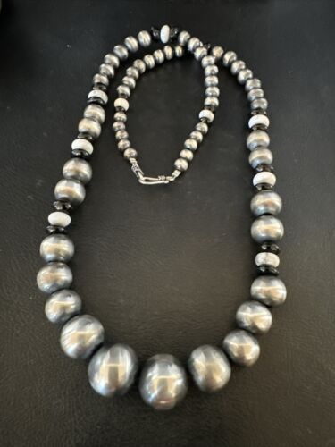 Navajo Pearls Graduated Sterling Silver Black Onyx White Bead Necklace 24" | Handmade Jewelry | 17584 | 17584