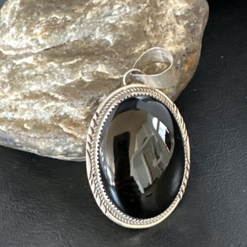 Navajo Black Onyx Pendant | Sterling Silver | Authentic Native American Handmade | 15173