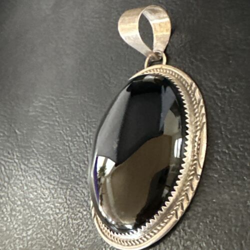 Navajo Black Onyx Pendant | Sterling Silver | Authentic Native American Handmade | 15173