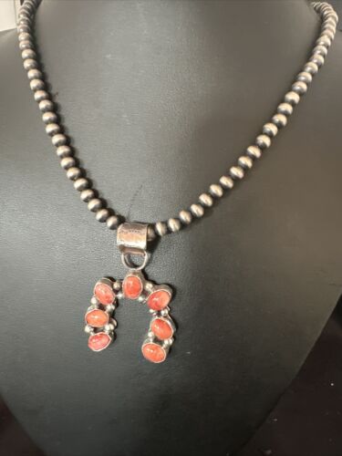 Navajo Red Spiny Oyster Naja Pendant Necklace | Sterling Silver | 20" | Authentic Native American Handmade | 15760