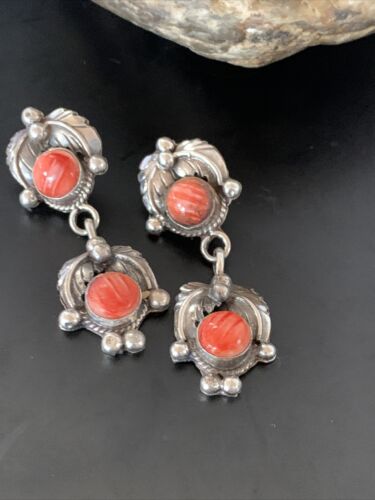 Southwestern Navajo Red Spiny Oyster Dangle Earrings | Sterling Silver | Authentic Native American Handmade | 16577