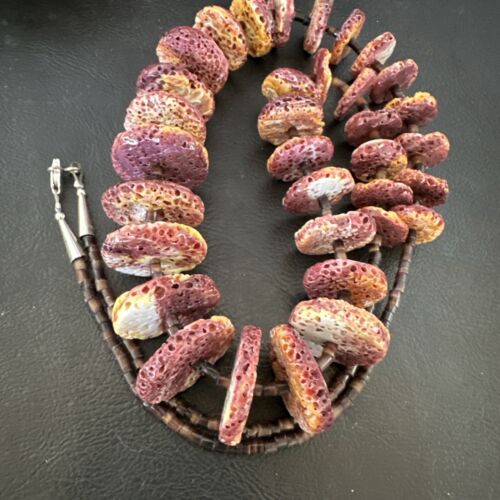 Navajo Purple Spiny Oyster Shell Graduated Necklace | Sterling Silver | 28" | Authentic Native American Handmade | 17175