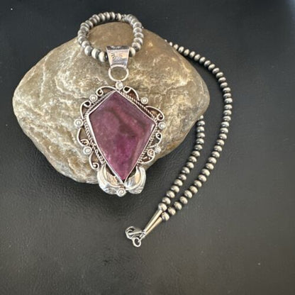 Navajo Purple Spiny Oyster Pendant Necklace | Sterling Silver | Authentic Native American Handmade | 15619
