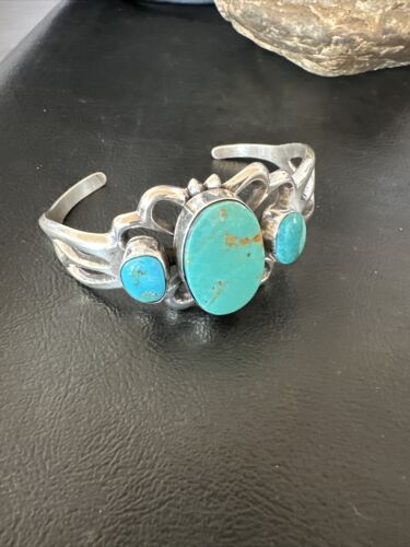 Kingman Turquoise Navajo Cuff Bracelet | Sterling Silver Tufa Cast | Authentic Native American Handmade | 16784 - Masha USA