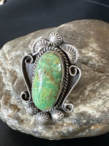 Native American Navajo Green Turquoise Ring | Sterling Silver | Sz 7.5 | 15919 - Masha USA