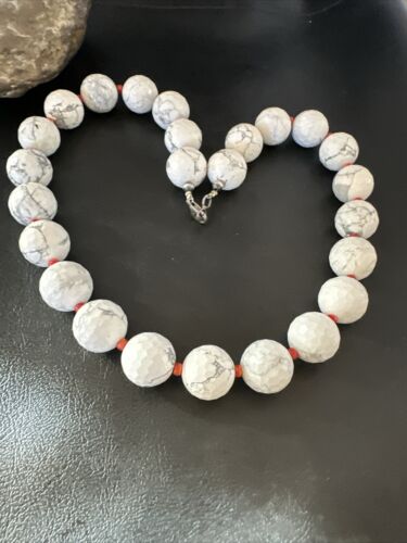 Navajo White Howlite Spiny Oyster Beads Necklace | Sterling Silver | 21" | Authentic Native American Handmade | 16819