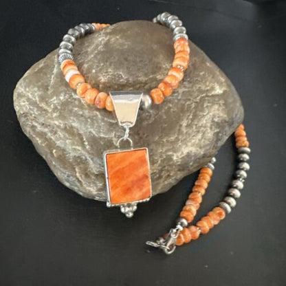 Navajo Pearls Sterling Silver Necklace with Orange Spiny Oyster Pendant | 17049