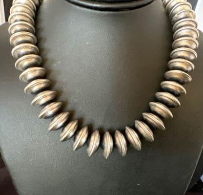 Navajo Pearls Bench Saucer Bead Necklace | Sterling Silver | 17" | Authentic Native American Handmade | 16726
