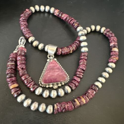 Navajo Purple Spiny Oyster Pendant Necklace | Sterling Silver | Native American Handmade | 16057
