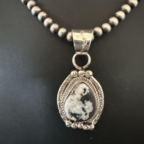 White Buffalo Turquoise Pendant | Navajo Pearls | Sterling Silver Necklace 21" | 17328 - Masha USA