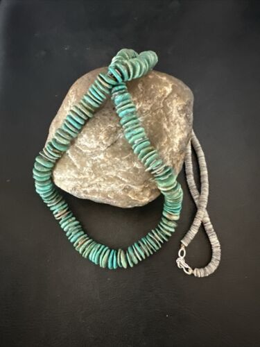 Santo Domingo Green Turquoise Shell Necklace | Sterling Silver | 30" | Authentic Native American Handmade | 17451