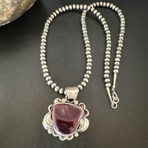 Navajo Men's Purple Spiny Oyster Pendant Necklace | Sterling Silver | Authentic Native American Handmade | 15625