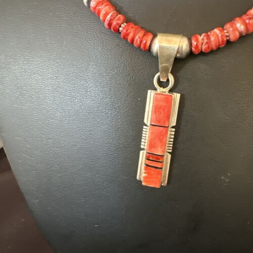 Navajo Pearls Sterling Silver Necklace with Lapis and Red Spiny Oyster Inlay Pendant | 17119