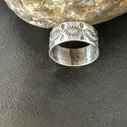 Navajo Stamped Sterling Silver Thumb Ring | Sz 14 | Authentic Native American Handmade | 15128