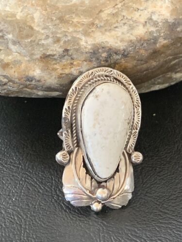 Southwestern Navajo White Buffalo Turquoise Ring | Sterling Silver | Sz 9 | Authentic Native American Handmade | 01963